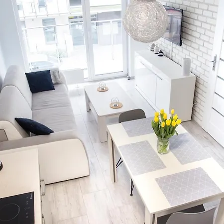 Al-dom Apartament Lazur Z Miejscem Parkingowym * コウォブジェク